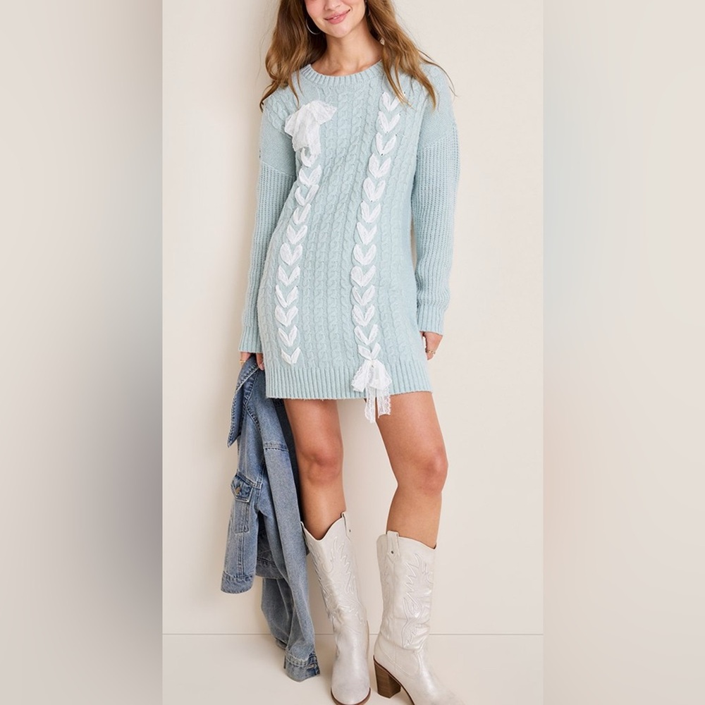 Francescas•Isabel Lace Up Sweater Dress•Size S•NWT•Mint